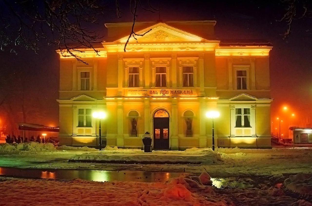 Apartment Magnolija - Free Parking Karlovac Exterior foto